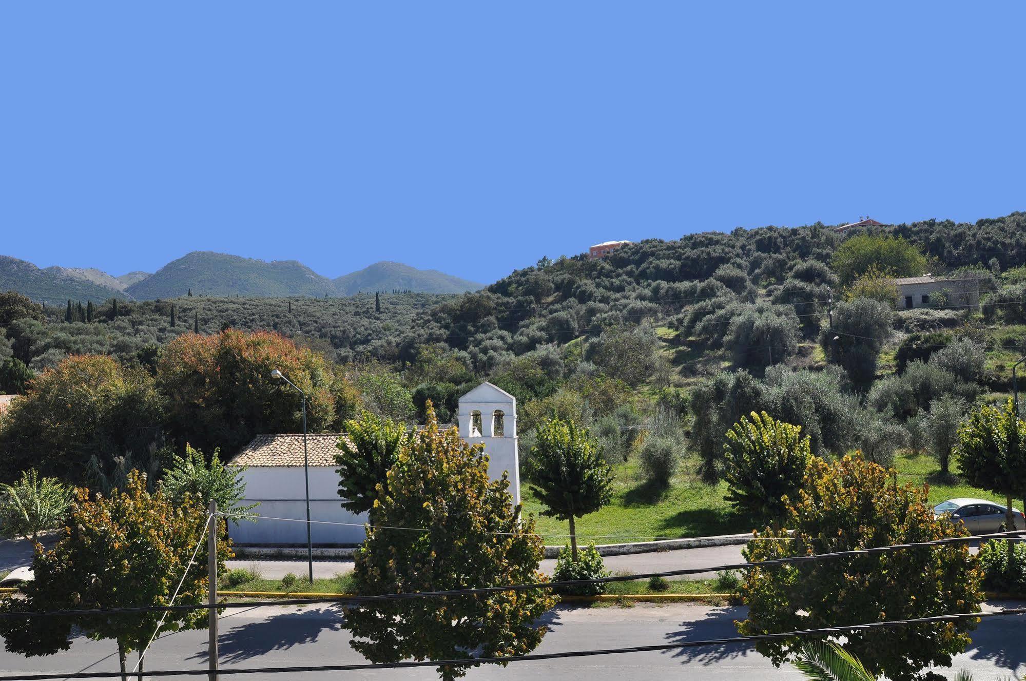 Tzilios Studios Acharavi  Exterior foto